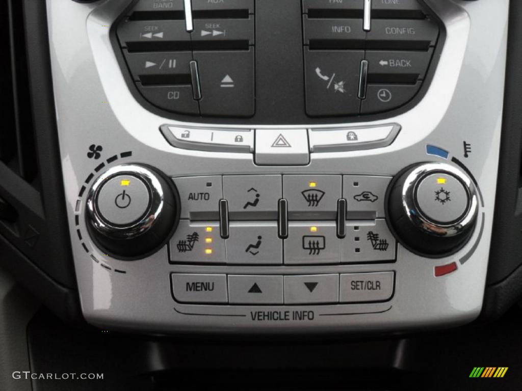 2011 Chevrolet Equinox LT Controls Photo #42205303