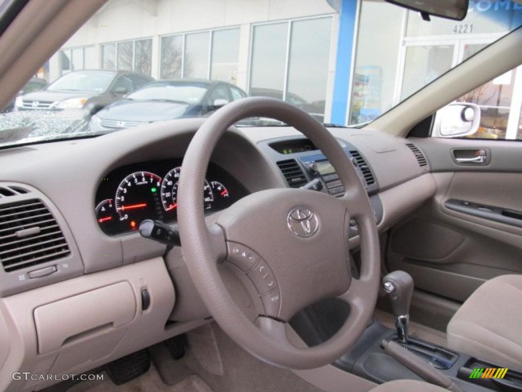 2006 Camry LE - Super White / Taupe photo #7