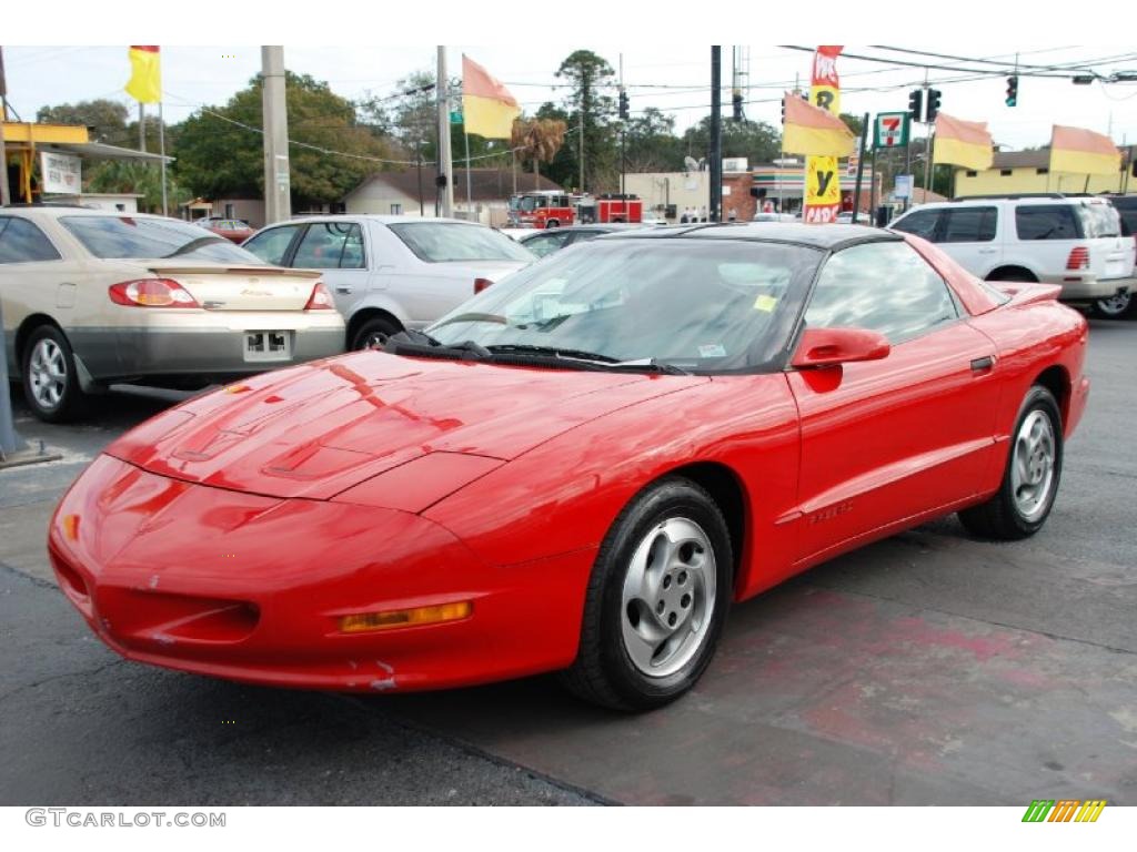 1995 Firebird Coupe - Bright Red / Medium Gray photo #1
