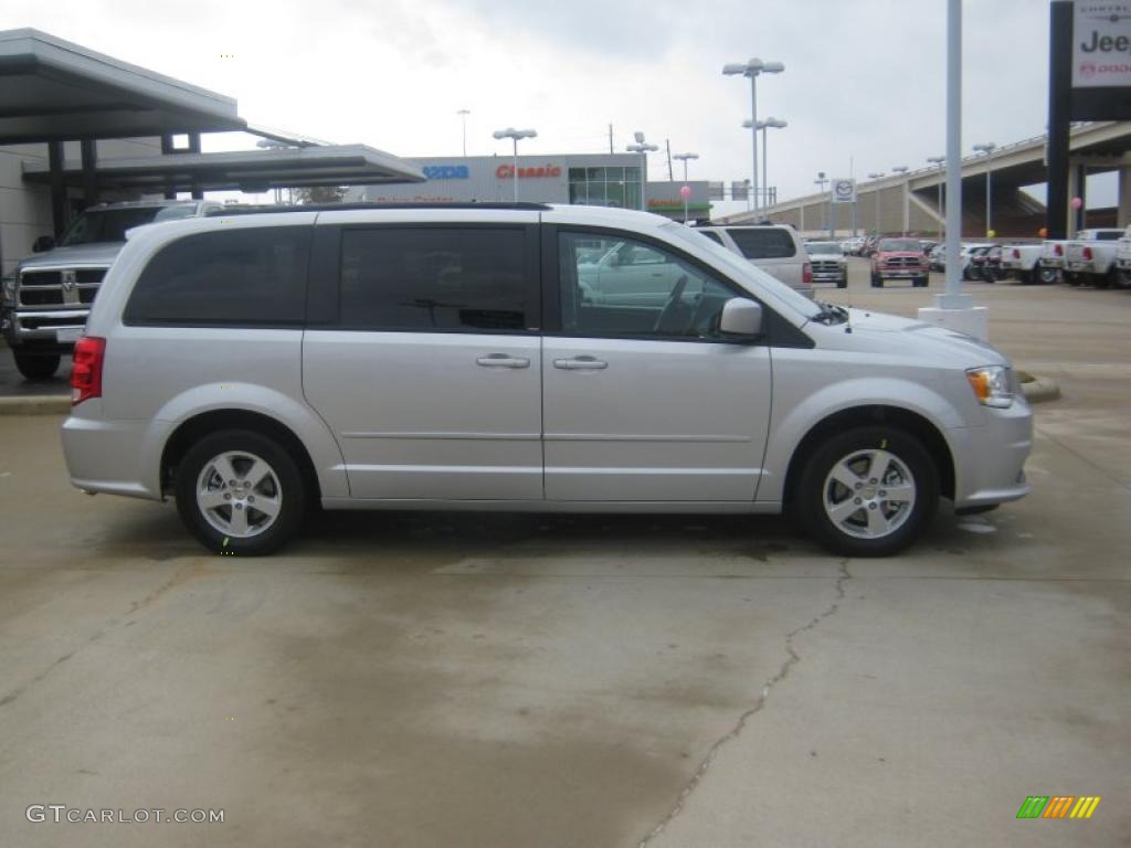 2011 Grand Caravan Mainstreet - Bright Silver Metallic / Black/Light Graystone photo #6