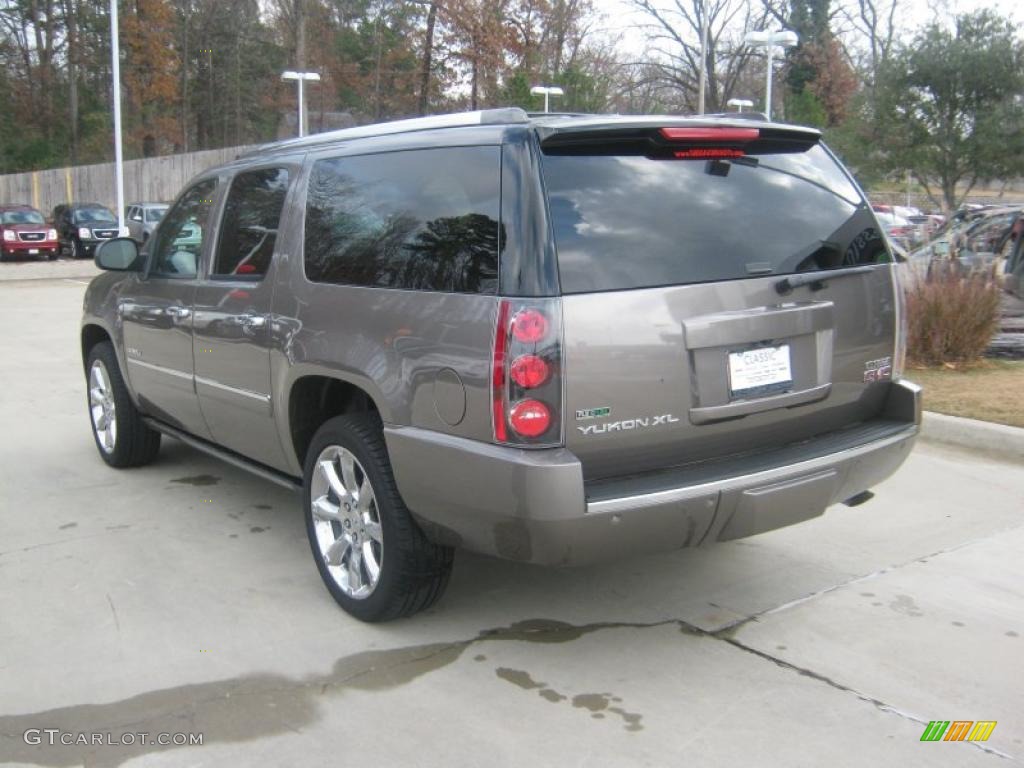 2011 Yukon XL Denali - Mocha Steel Metallic / Cocoa/Light Cashmere photo #3