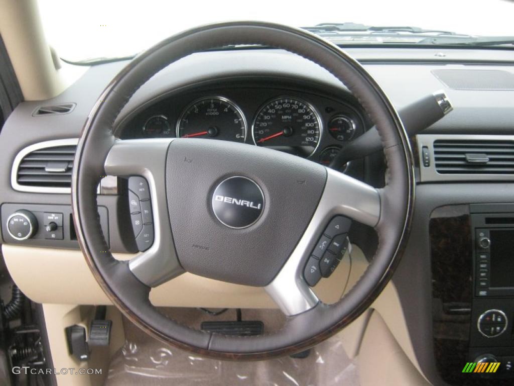 2011 GMC Yukon XL Denali Cocoa/Light Cashmere Steering Wheel Photo #42210147
