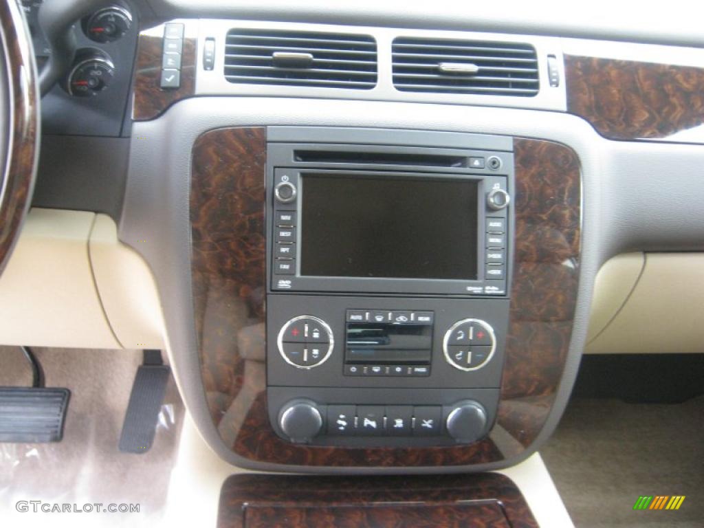 2011 Yukon XL Denali - Gold Mist Metallic / Cocoa/Light Cashmere photo #8