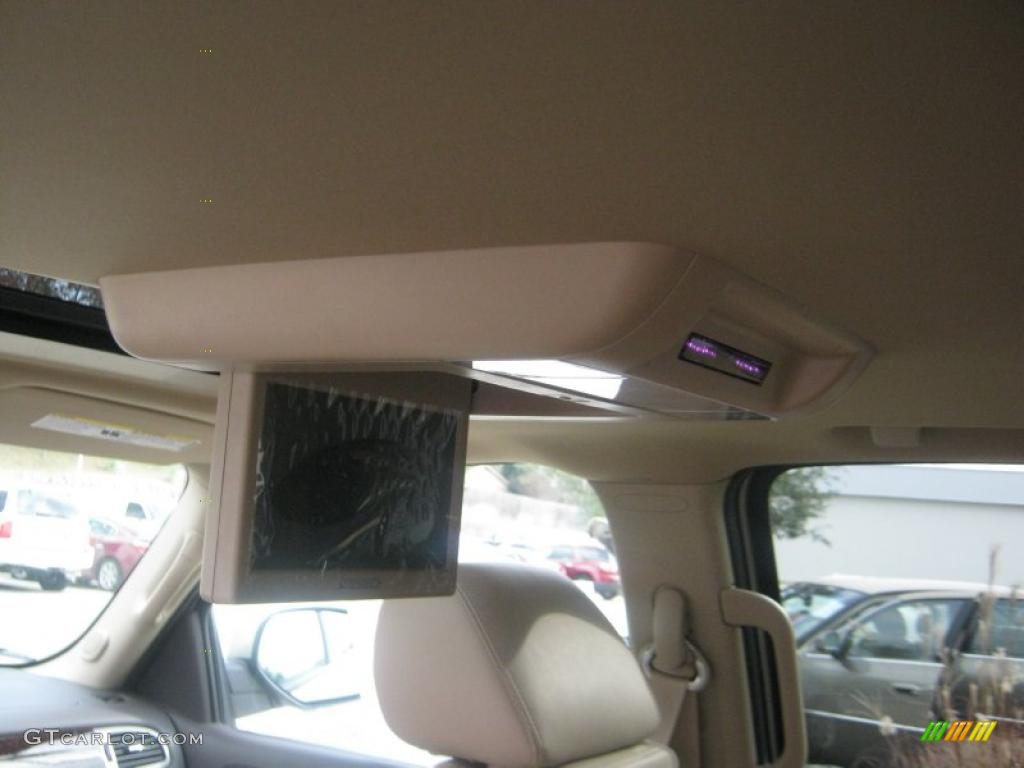 2011 Yukon XL Denali - Gold Mist Metallic / Cocoa/Light Cashmere photo #13