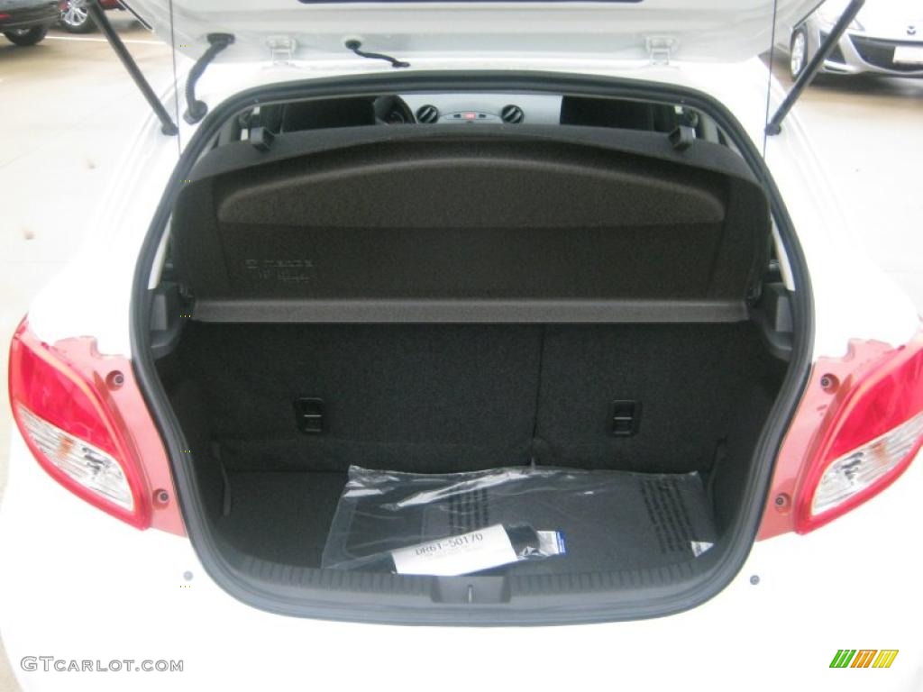 2011 Mazda MAZDA2 Sport Trunk Photo #42212479