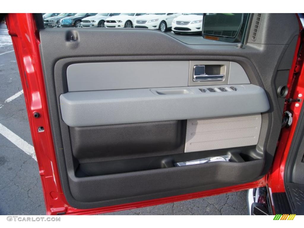 2011 Ford F150 XLT SuperCrew 4x4 Steel Gray Door Panel Photo #42212511