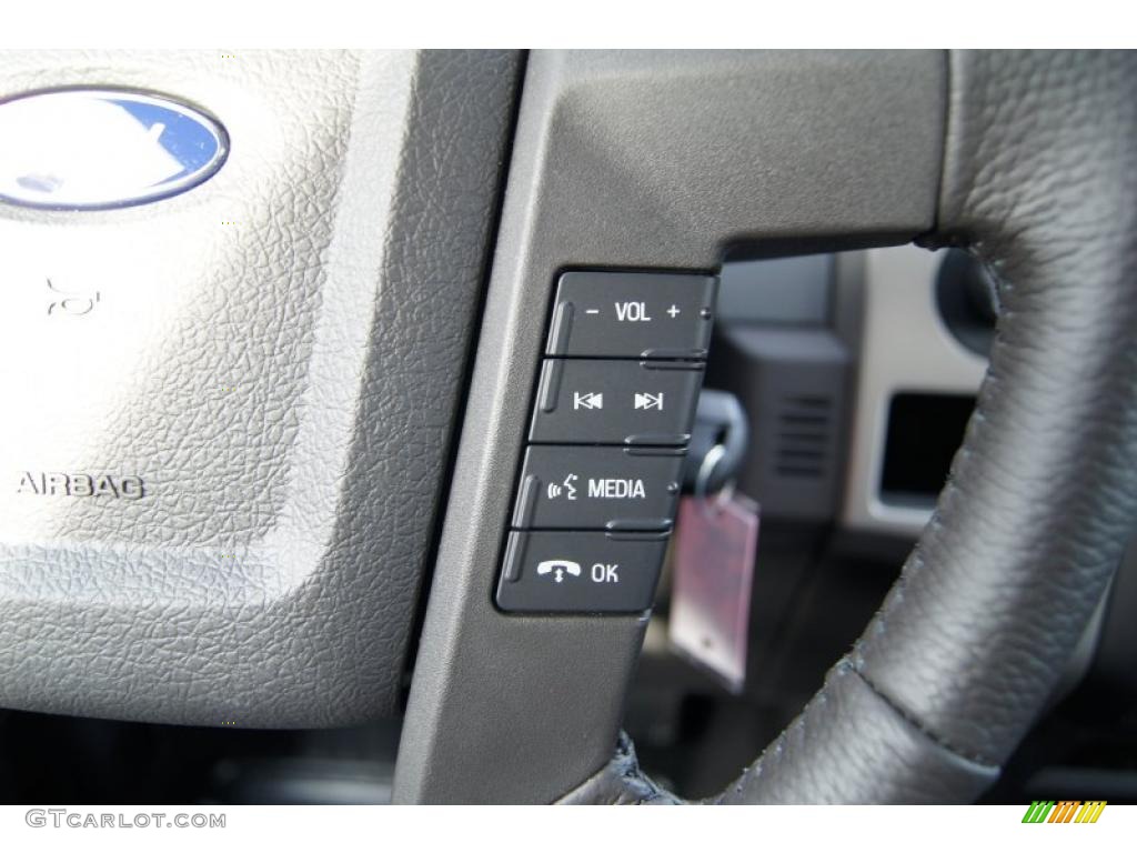 2011 Ford F150 XLT SuperCrew 4x4 Controls Photo #42212607