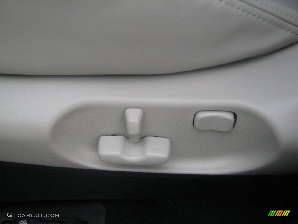2011 CX-9 Touring - Crystal White Pearl Mica / Sand photo #15