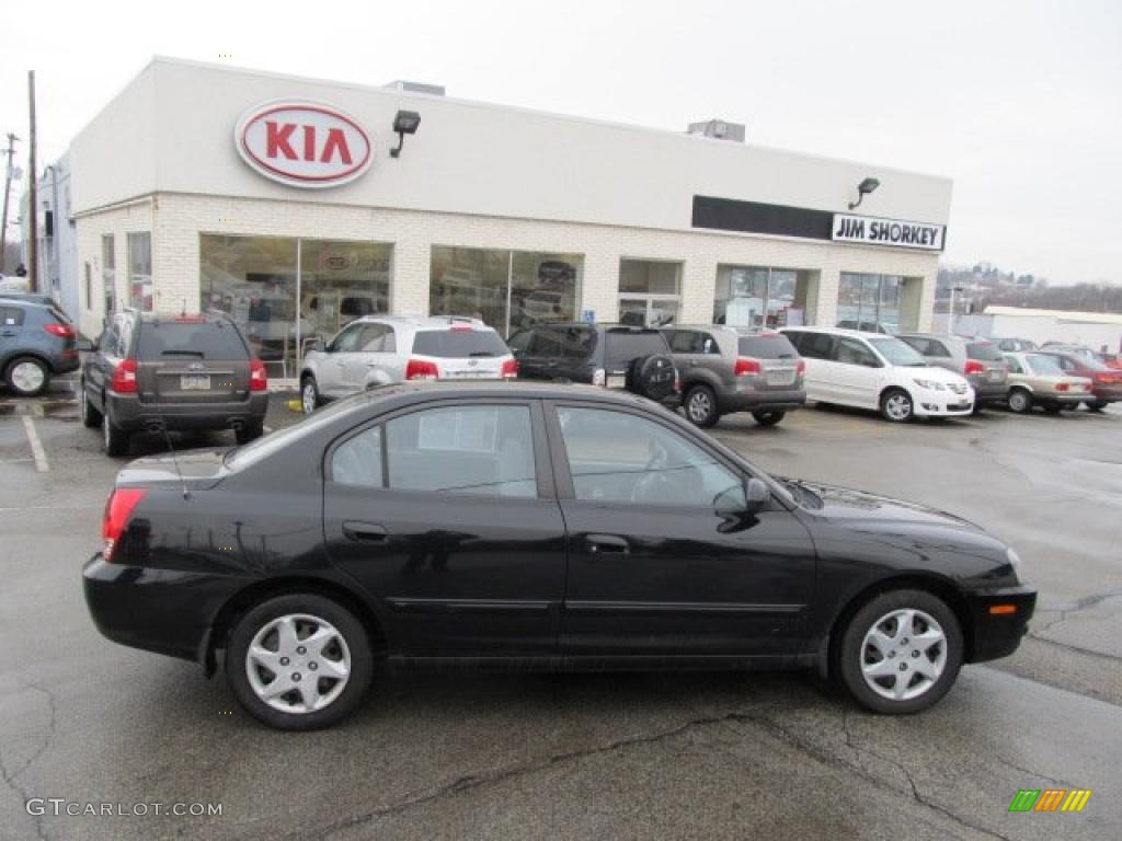 2006 Elantra GLS Sedan - Ebony Black / Gray photo #2