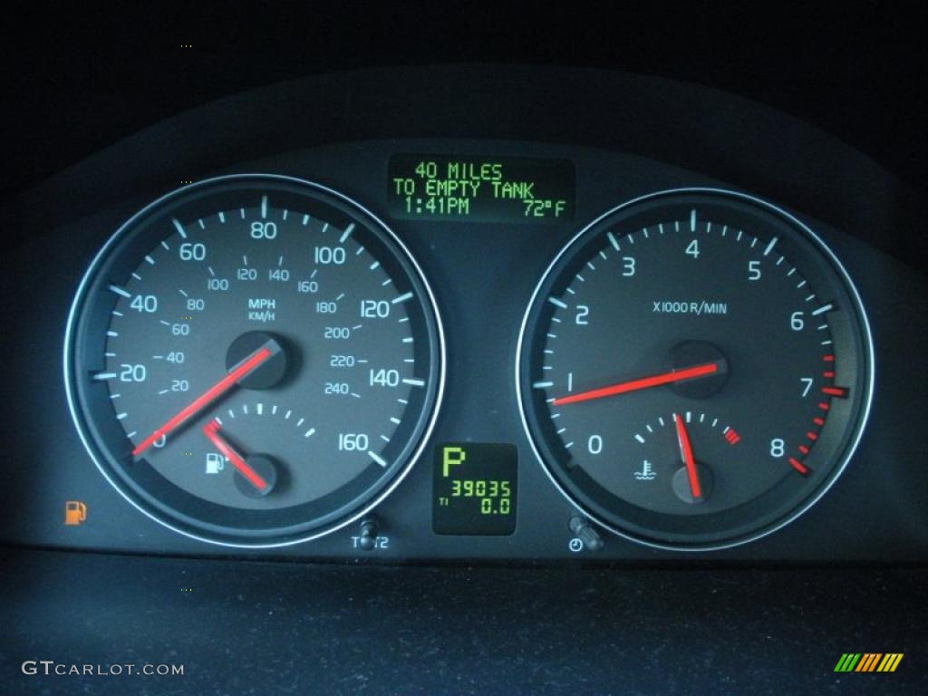 2007 Volvo C70 T5 Convertible Gauges Photo #42219696