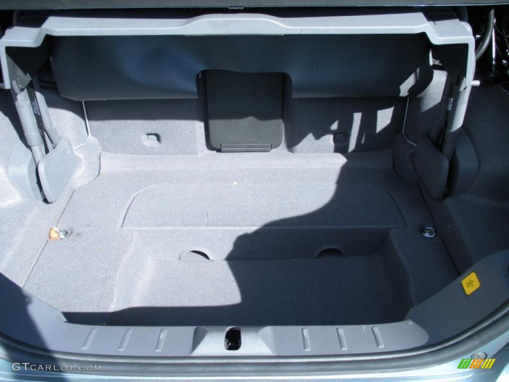 2007 Volvo C70 T5 Convertible Trunk Photo #42219776