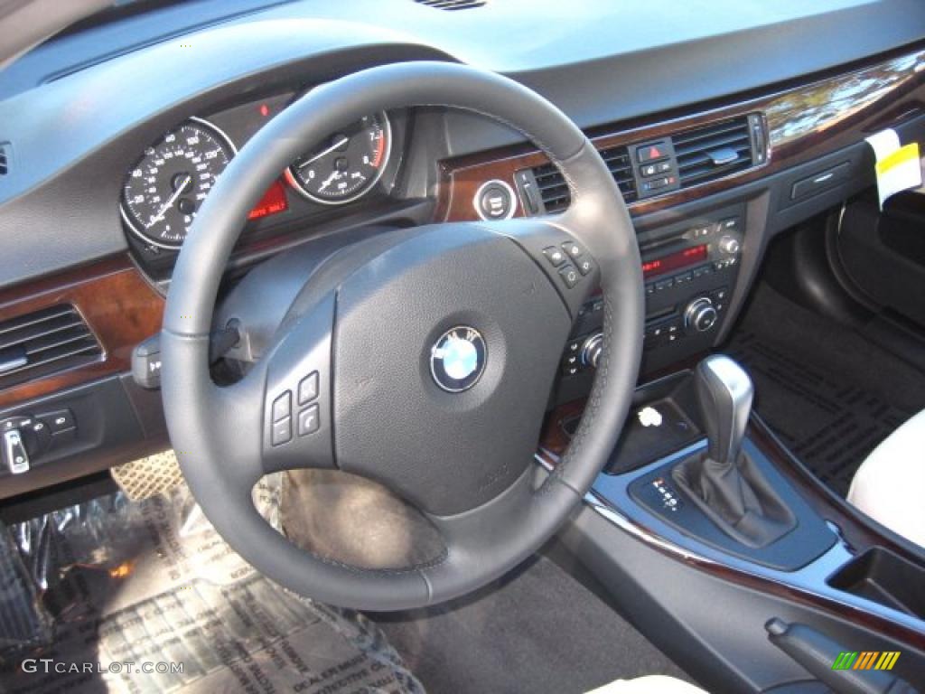2011 3 Series 335i Sedan - Alpine White / Oyster/Black Dakota Leather photo #4