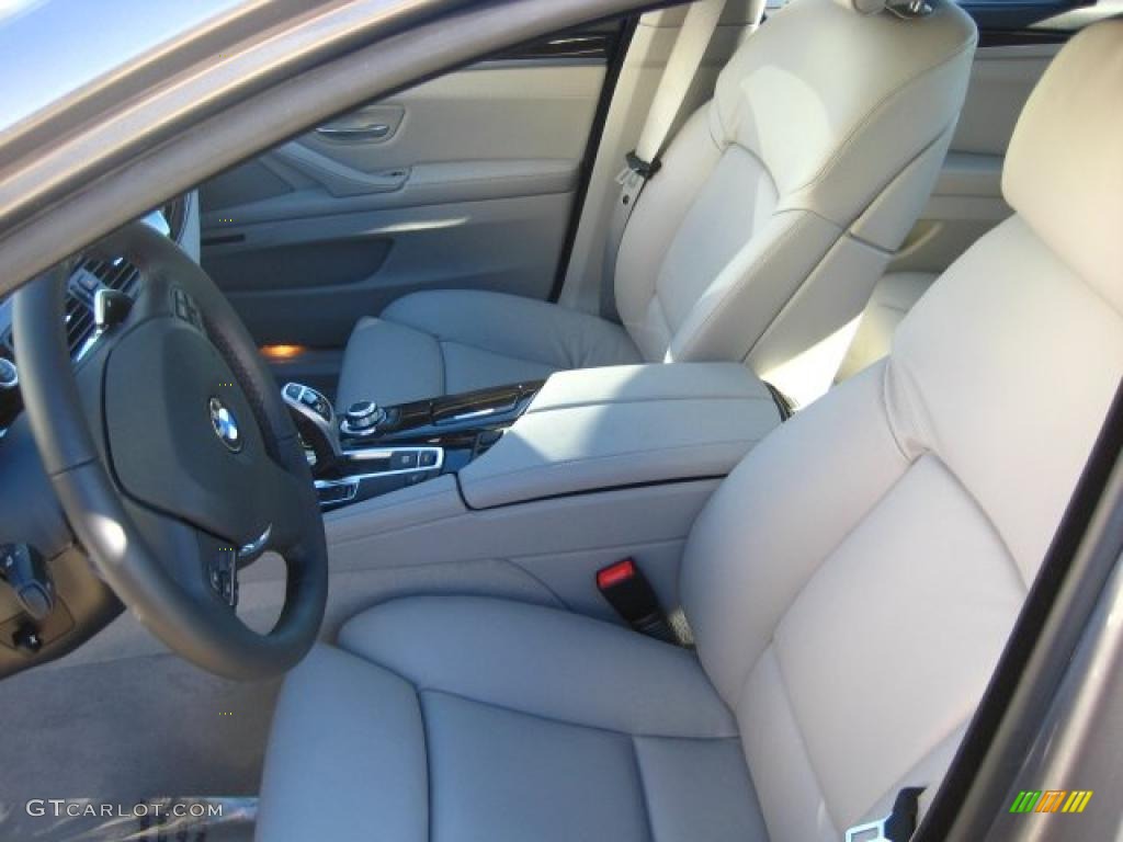 Everest Gray Interior 2011 BMW 5 Series 550i Sedan Photo #42222624