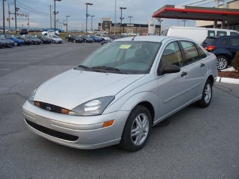 2003 Ford Focus SE Sedan Data, Info and Specs