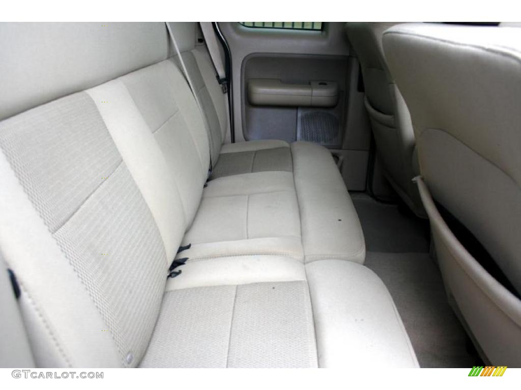 2005 F150 XLT SuperCab 4x4 - Arizona Beige Metallic / Tan photo #44