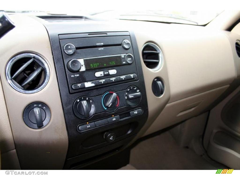 2005 F150 XLT SuperCab 4x4 - Arizona Beige Metallic / Tan photo #78