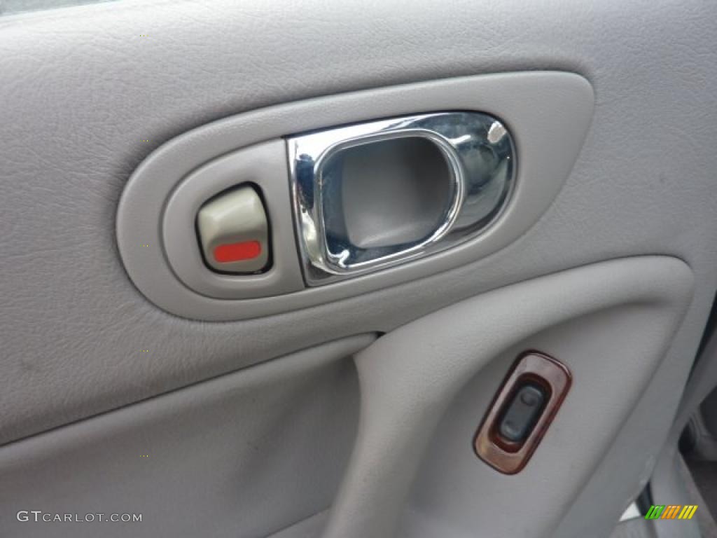 2002 Mazda Millenia Premium Controls Photos