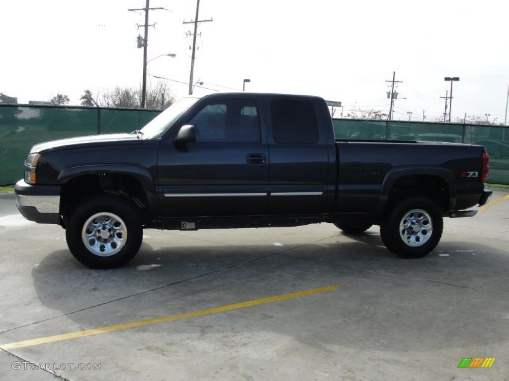 2005 Silverado 1500 Z71 Extended Cab 4x4 - Dark Gray Metallic / Medium Gray photo #6