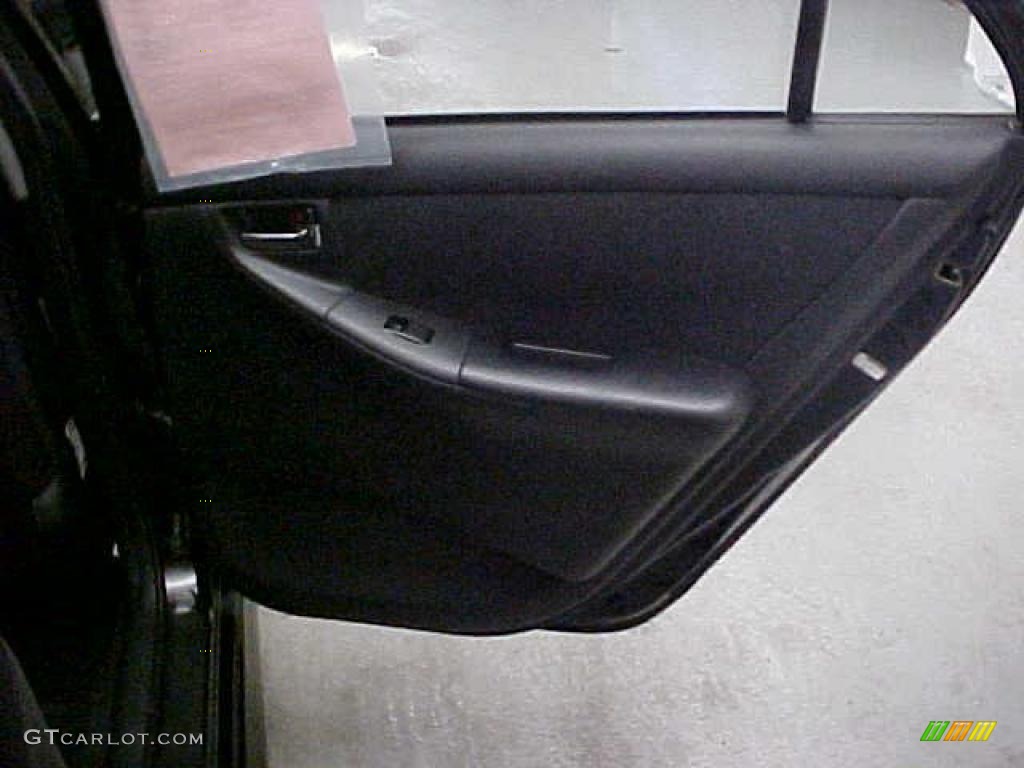 2004 Corolla S - Black / Black photo #10