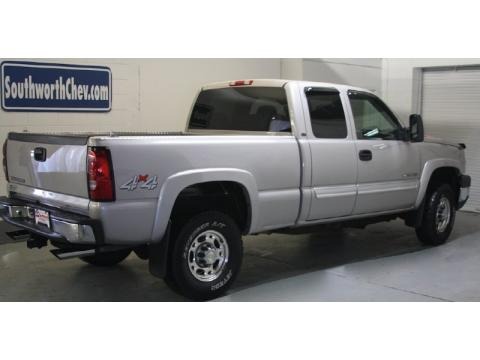 2007 Chevrolet Silverado 2500HD Classic Work Truck Extended Cab 4x4 Data, Info and Specs