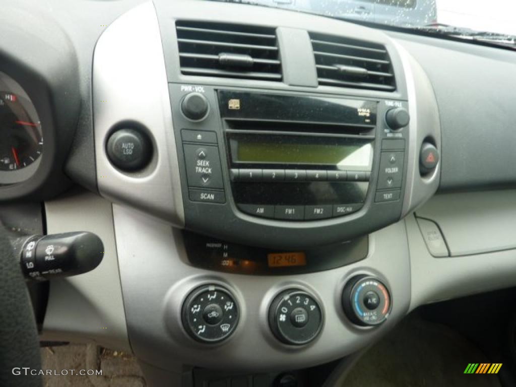 2007 RAV4 I4 - Classic Silver Metallic / Ash Gray photo #9