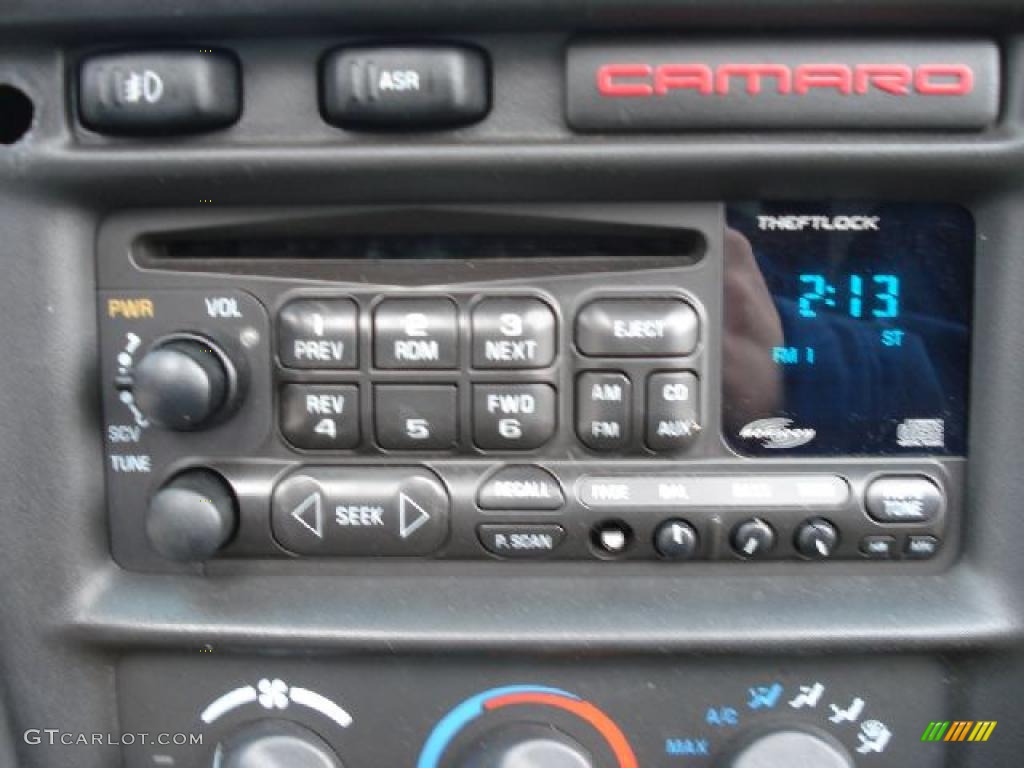 2001 Chevrolet Camaro Coupe Controls Photo #42245166