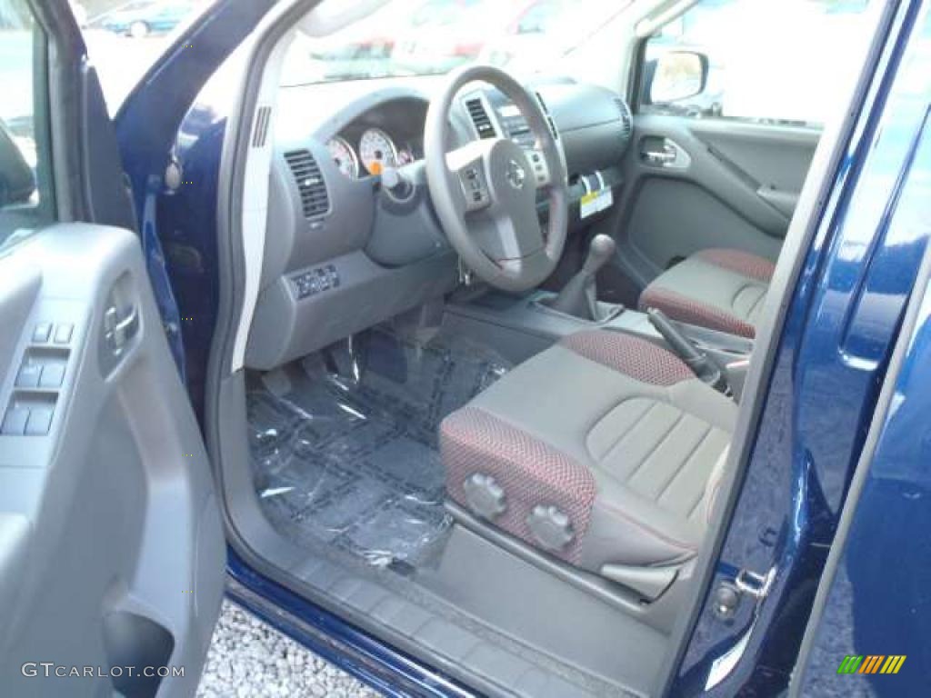 Pro 4X Graphite/Red Interior 2011 Nissan Frontier Pro-4X Crew Cab 4x4 Photo #42245446