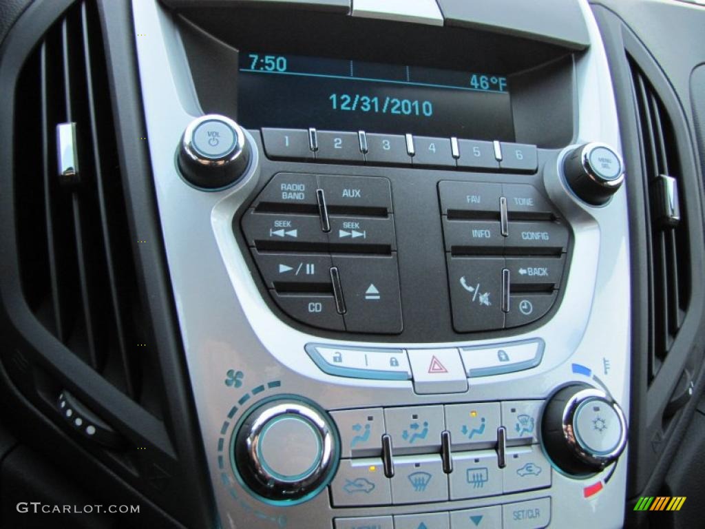 2011 Chevrolet Equinox LT Controls Photo #42247450