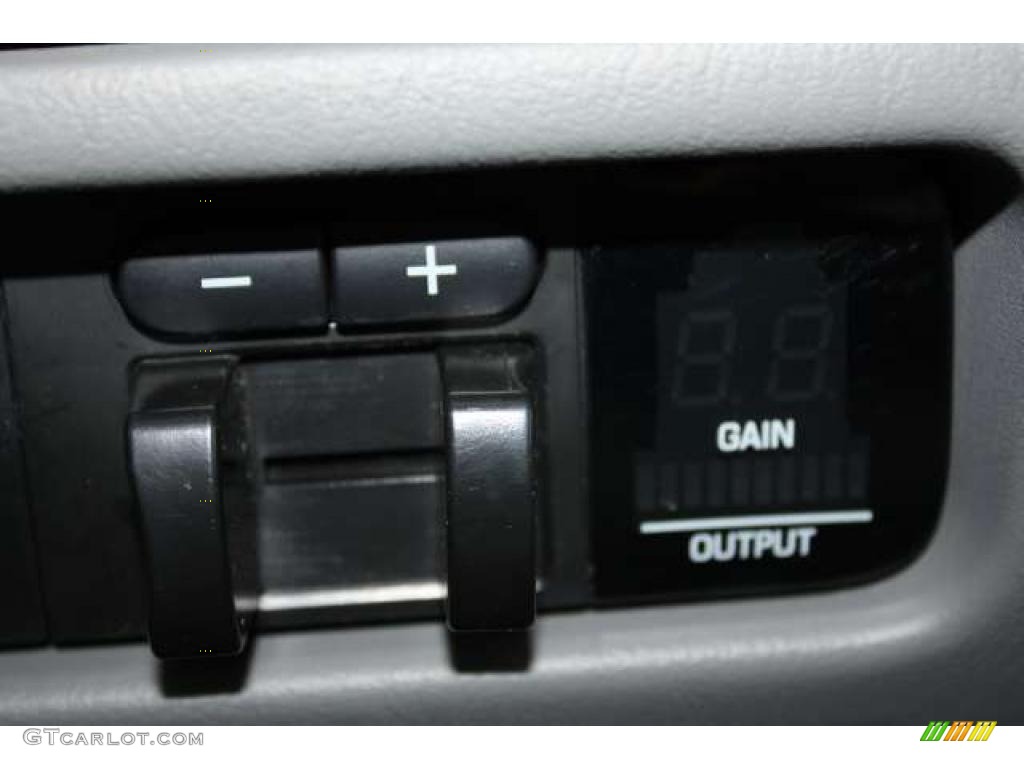 2006 Ford F350 Super Duty Lariat Crew Cab Dually Controls Photo #42248490