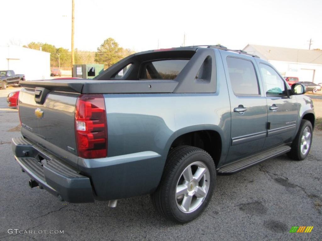 Blue Granite Metallic 2011 Chevrolet Avalanche LS Exterior Photo #42249370