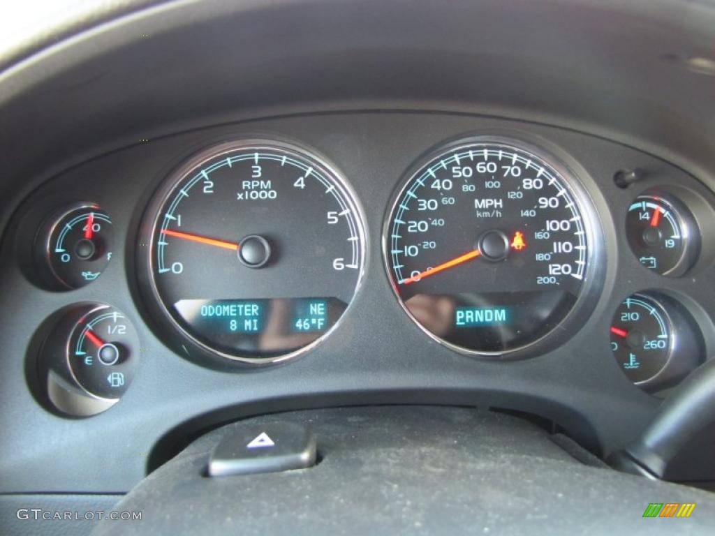 2011 Chevrolet Avalanche LS Gauges Photo #42249526