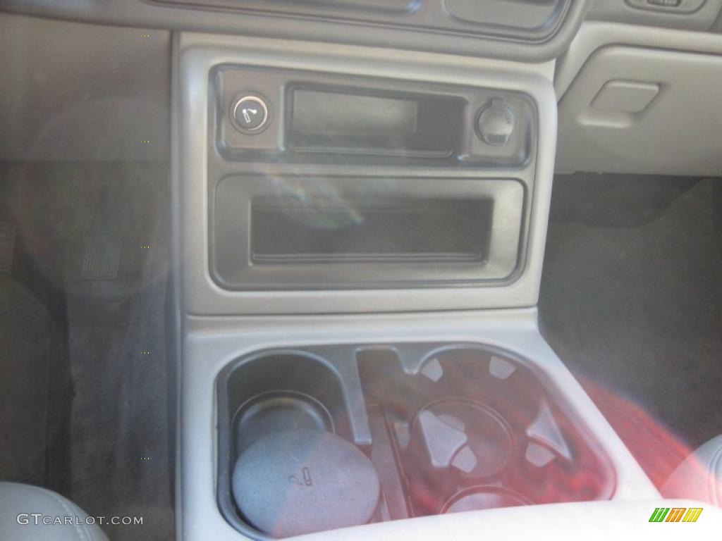 2006 Tahoe LT 4x4 - Silver Birch Metallic / Tan/Neutral photo #24