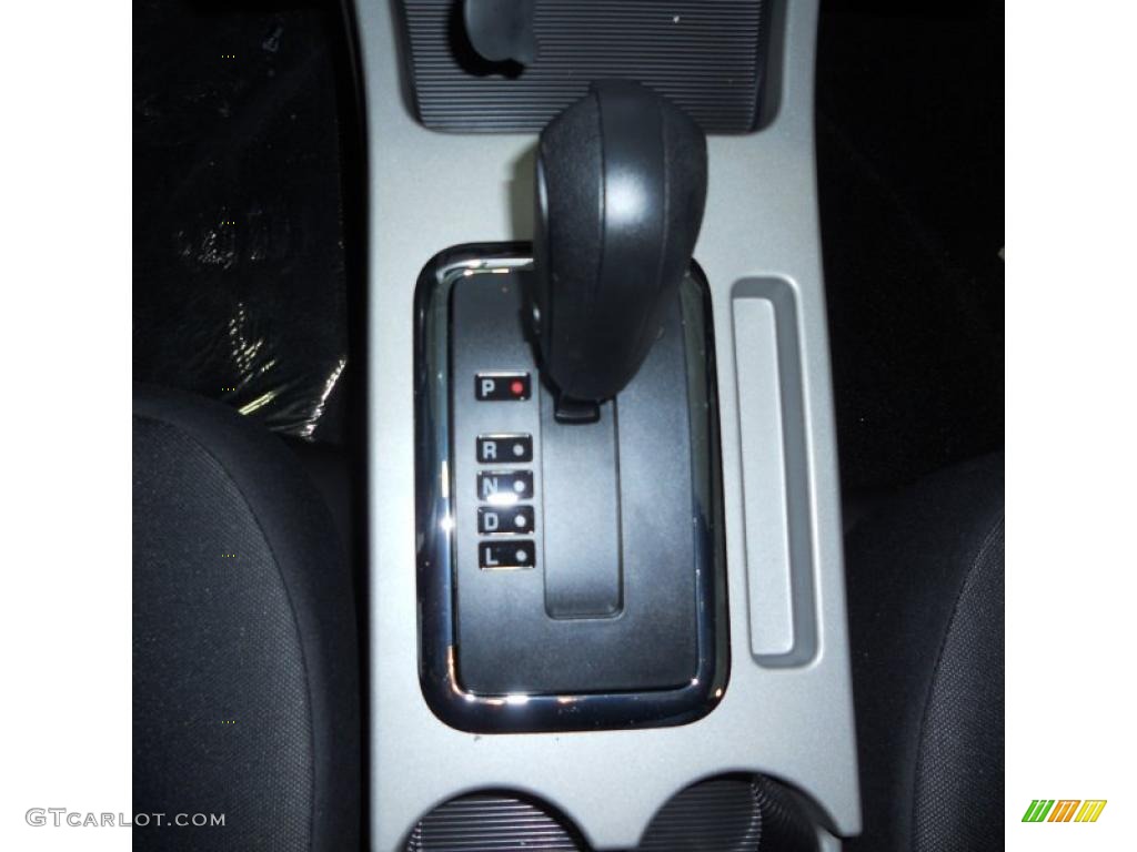 2011 Escape XLT V6 4WD - Ingot Silver Metallic / Charcoal Black photo #14