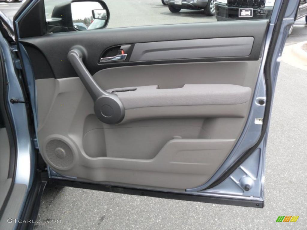 2008 Honda CR-V LX Gray Door Panel Photo #42254090