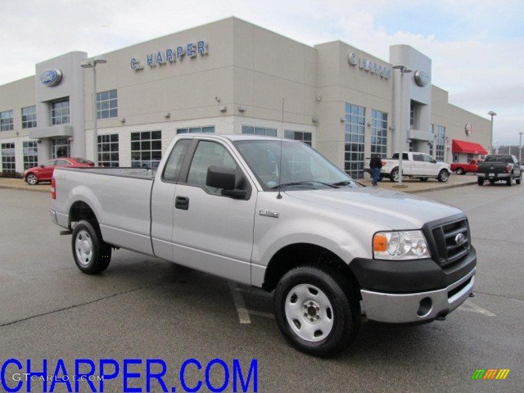 2007 F150 XL Regular Cab 4x4 - Silver Metallic / Medium Flint photo #1