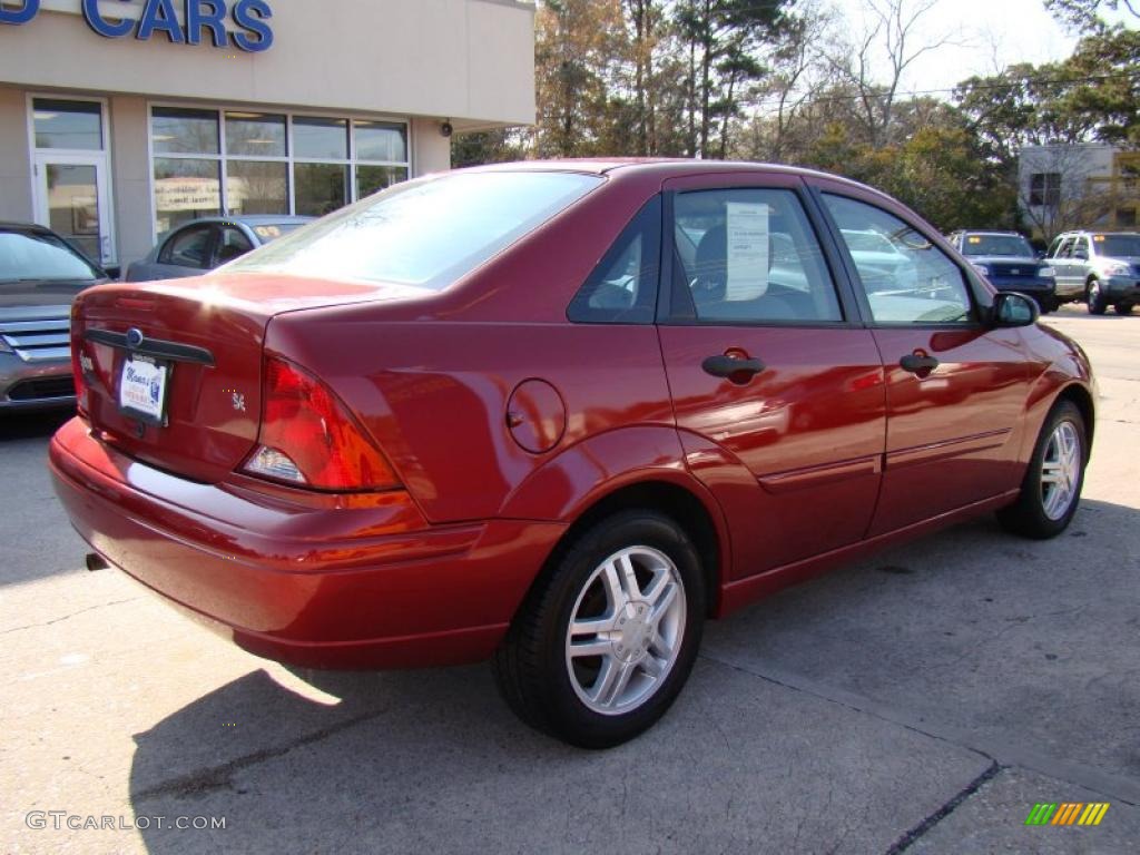 2003 Focus SE Sedan - Sangria Red Metallic / Medium Graphite photo #8