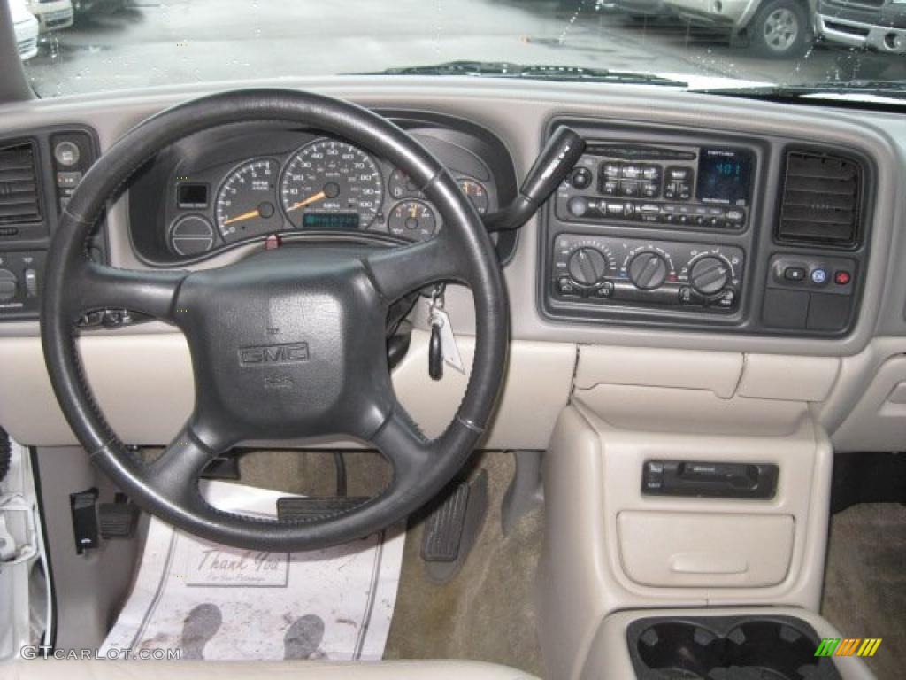 2002 Yukon XL SLT 4x4 - Summit White / Neutral/Shale photo #3