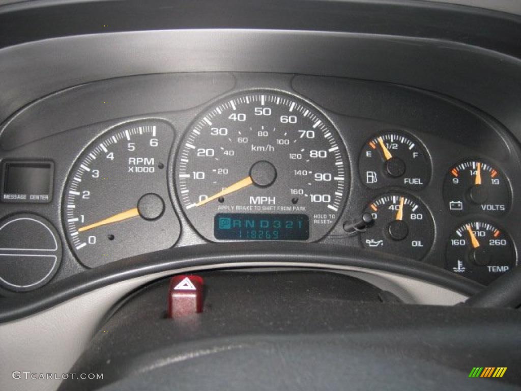 2002 GMC Yukon XL SLT 4x4 Gauges Photo #42257698