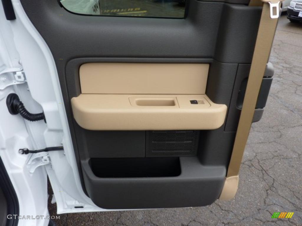 2011 Ford F150 XLT SuperCab 4x4 Pale Adobe Door Panel Photo #42259766