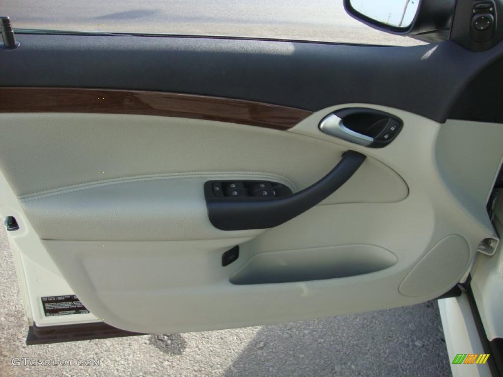 2006 Saab 9-3 2.0T Sport Sedan Parchment Door Panel Photo #42260026