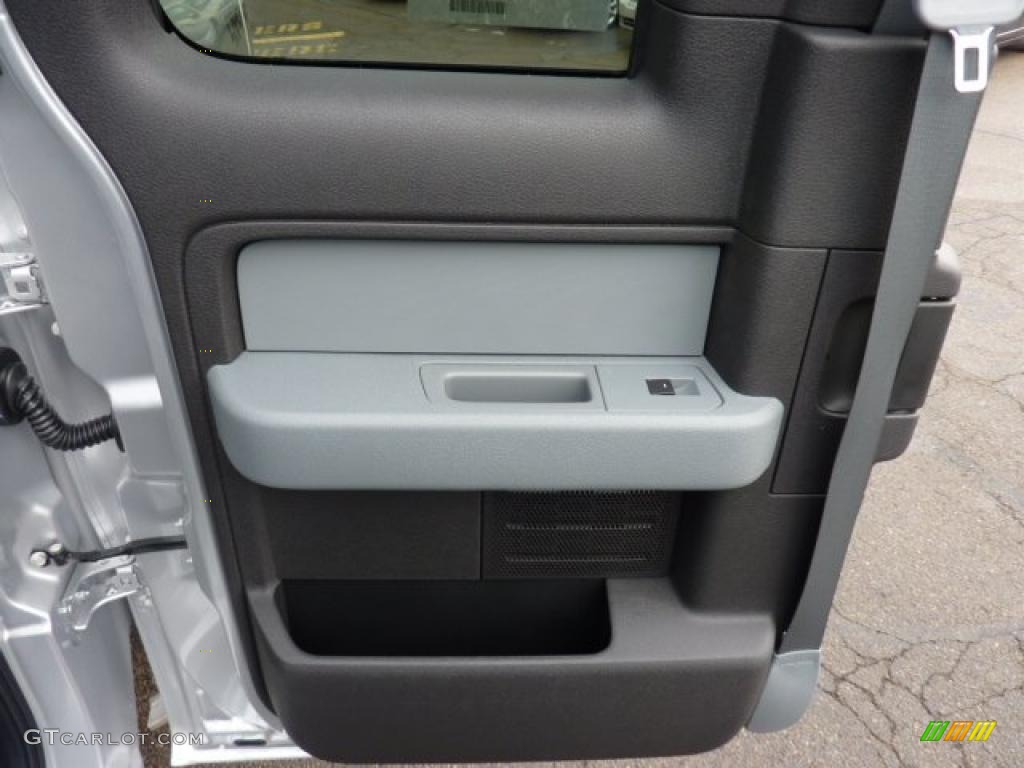 2011 Ford F150 XLT SuperCab 4x4 Steel Gray Door Panel Photo #42260070
