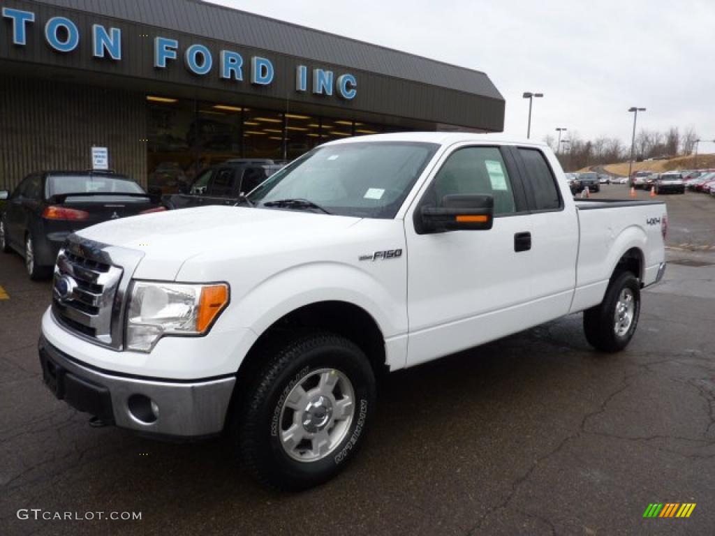 2011 F150 XLT SuperCab 4x4 - Oxford White / Steel Gray photo #8