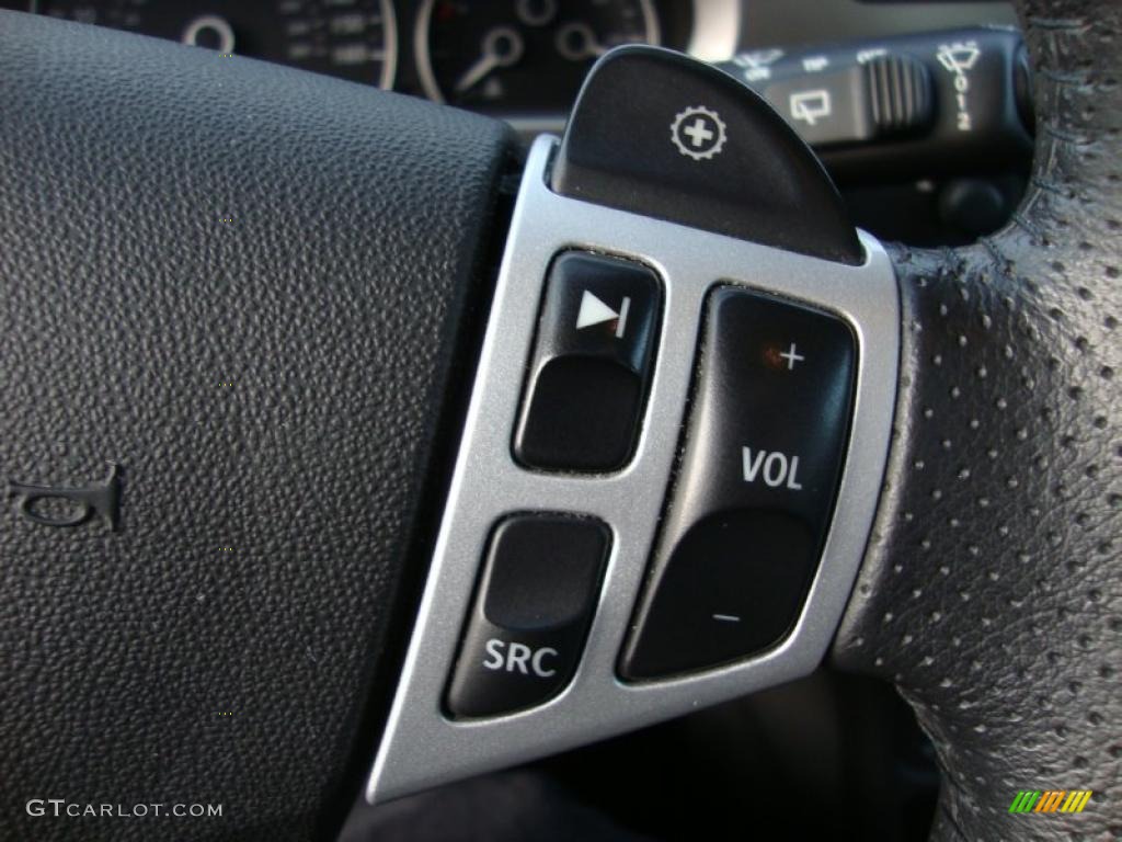 2006 Saab 9-5 2.3T SportCombi Wagon Controls Photo #42261266