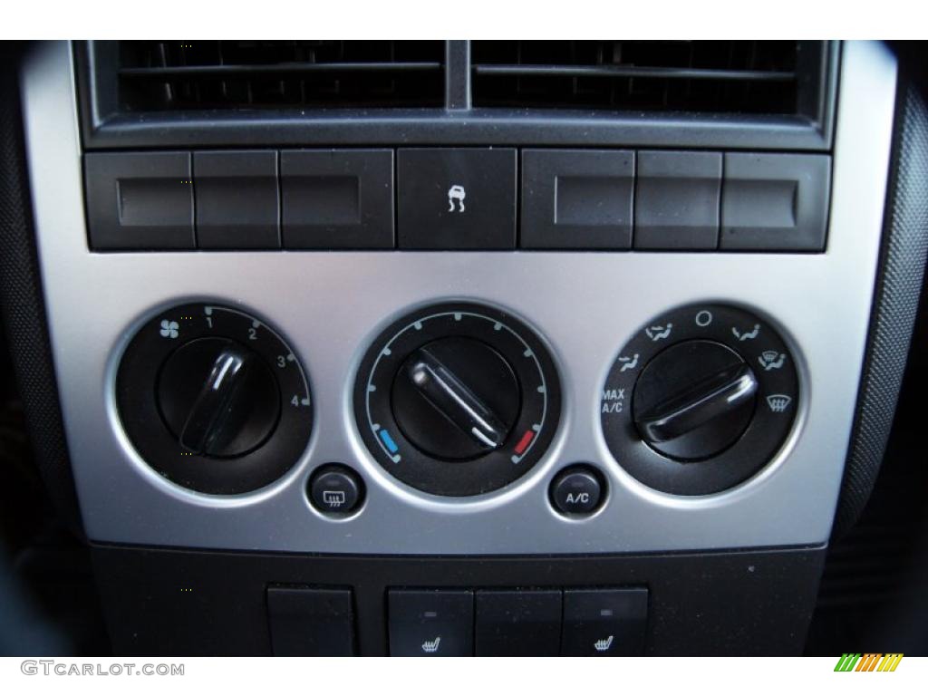 2007 Ford Explorer XLT Ironman Edition Controls Photo #42263290