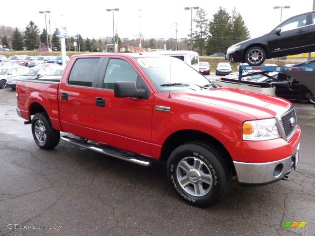 2008 F150 XLT SuperCrew 4x4 - Bright Red / Medium/Dark Flint photo #6