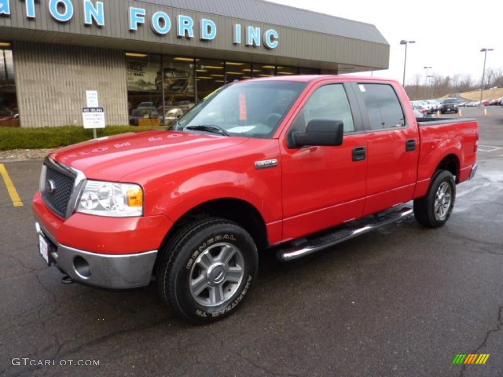 2008 F150 XLT SuperCrew 4x4 - Bright Red / Medium/Dark Flint photo #8