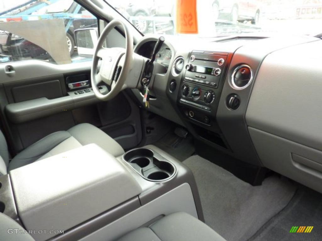 2008 F150 XLT SuperCrew 4x4 - Bright Red / Medium/Dark Flint photo #16