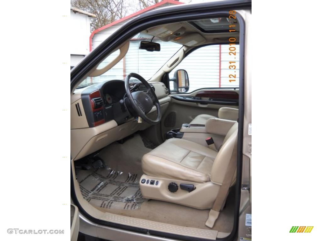 2007 F350 Super Duty Lariat Crew Cab 4x4 - Arizona Beige Metallic / Tan photo #20