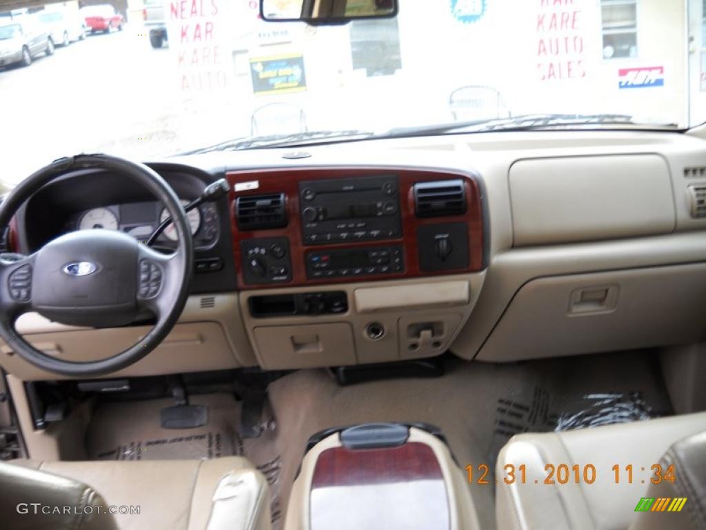 2007 F350 Super Duty Lariat Crew Cab 4x4 - Arizona Beige Metallic / Tan photo #33
