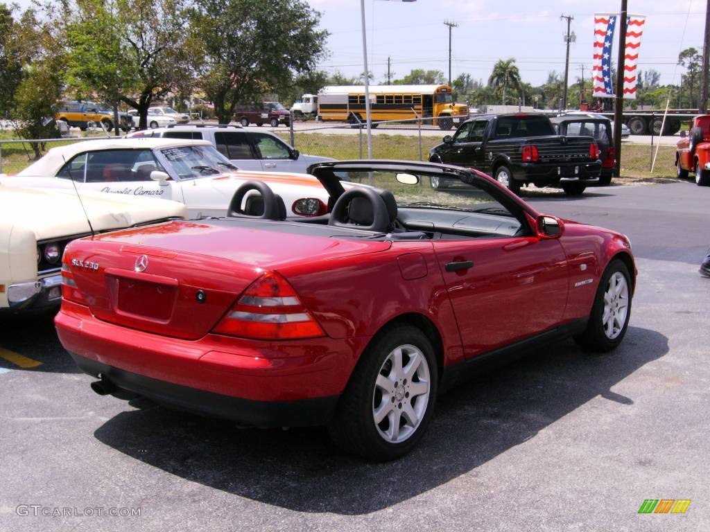 1998 SLK 230 Kompressor Roadster - Imperial Red / Charcoal photo #17